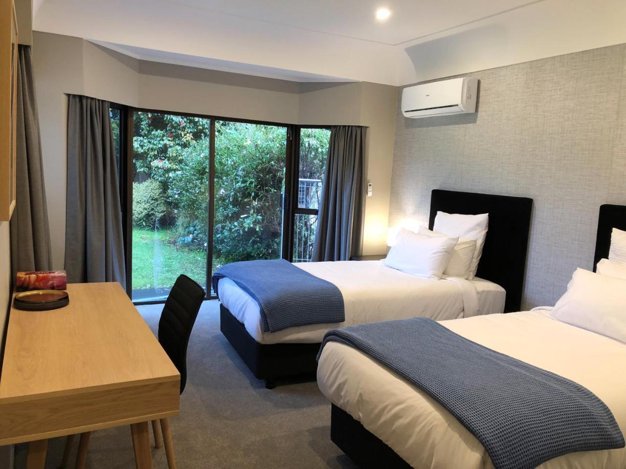 Luxury K-Lodge With Golf Course View-ロトルア エクステリア 写真