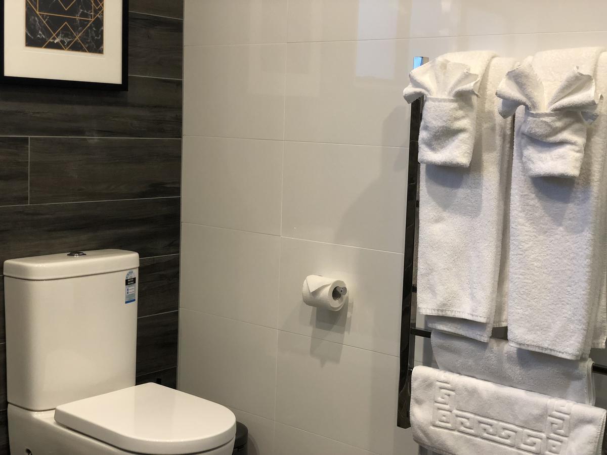 Luxury K-Lodge With Golf Course View-ロトルア エクステリア 写真